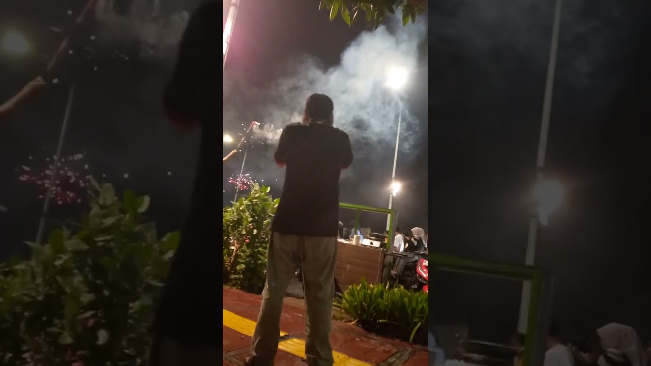 Edisi tahun baru dagang Sempol 