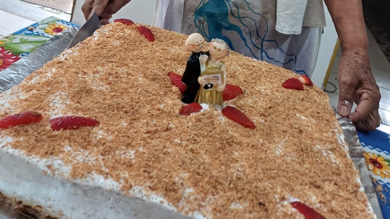 O BOLO DE ANTIGAMENTE DA ROÇA 🎂 (RECEITA DA VÓ) PÃO DE LÓ#vidanaroça #vidasimplesdocampo