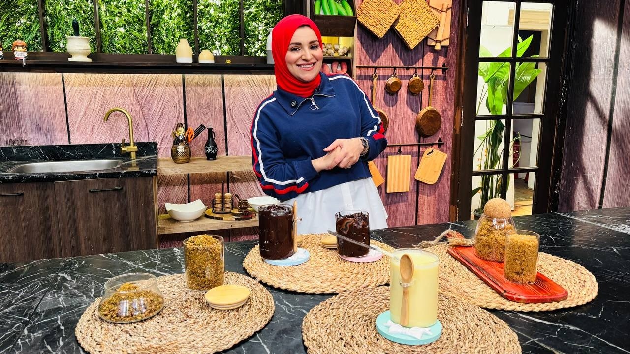 سنة أولى طبخ مع الشيف آلاء الجبالي | كريمة شوكولاتة - بديل فستق - حليب مكثف محلي - بديل سكر بني