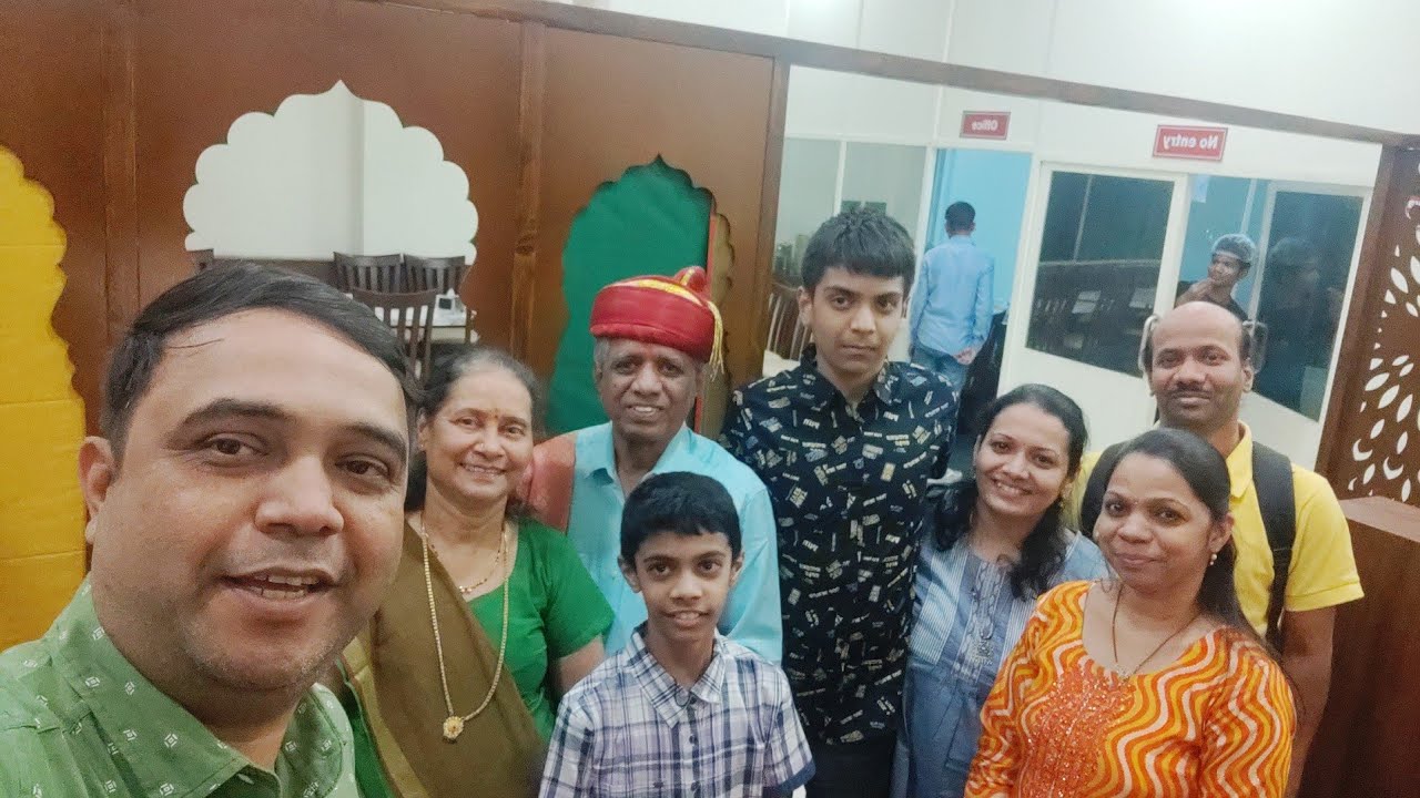 सेलेब्रेशन पेशवाई डायनिंग हॉलमध्ये | @PunyachaSuhas