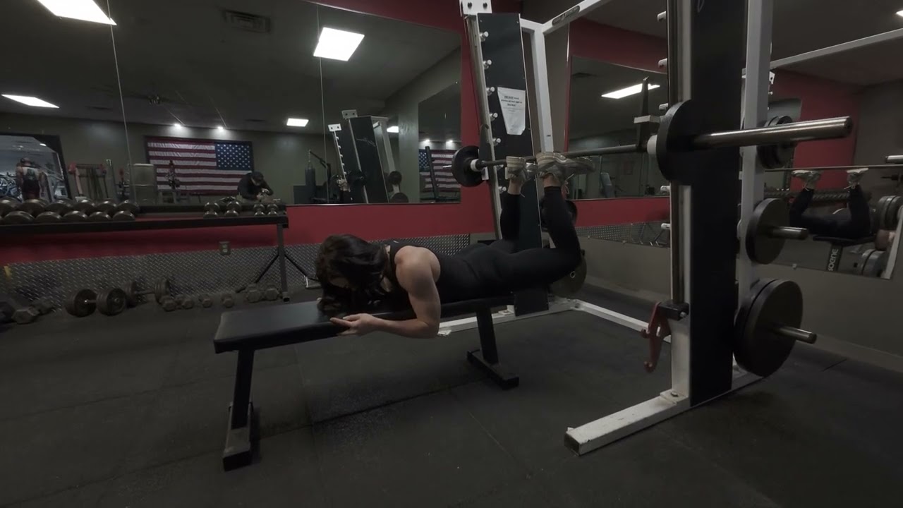 Smith Machine Reverse Hyper