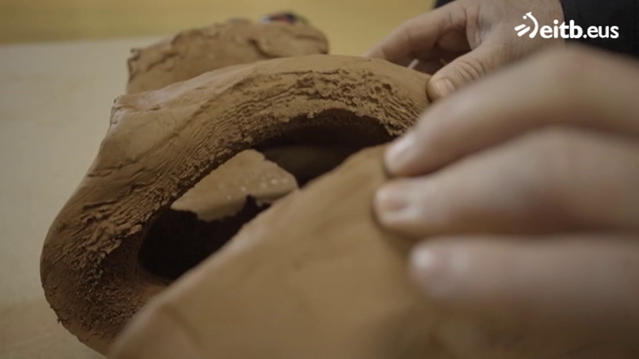 ¿Cómo se disparó el AK-47 que mató a Allende?