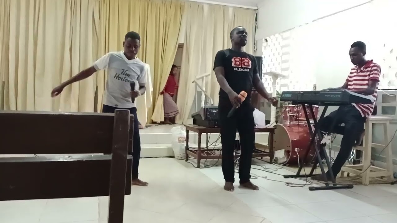 BWANA WANGU YESU MASIAH NALISIFU JINA LAKO EEH#ESAU TOSH#HENRY THE BAND #TRUELIGHT CHURCH