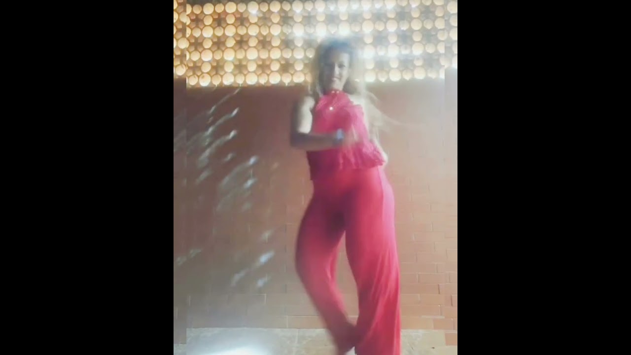 Bailando la cachuchita(zapatitos de cristal)2024