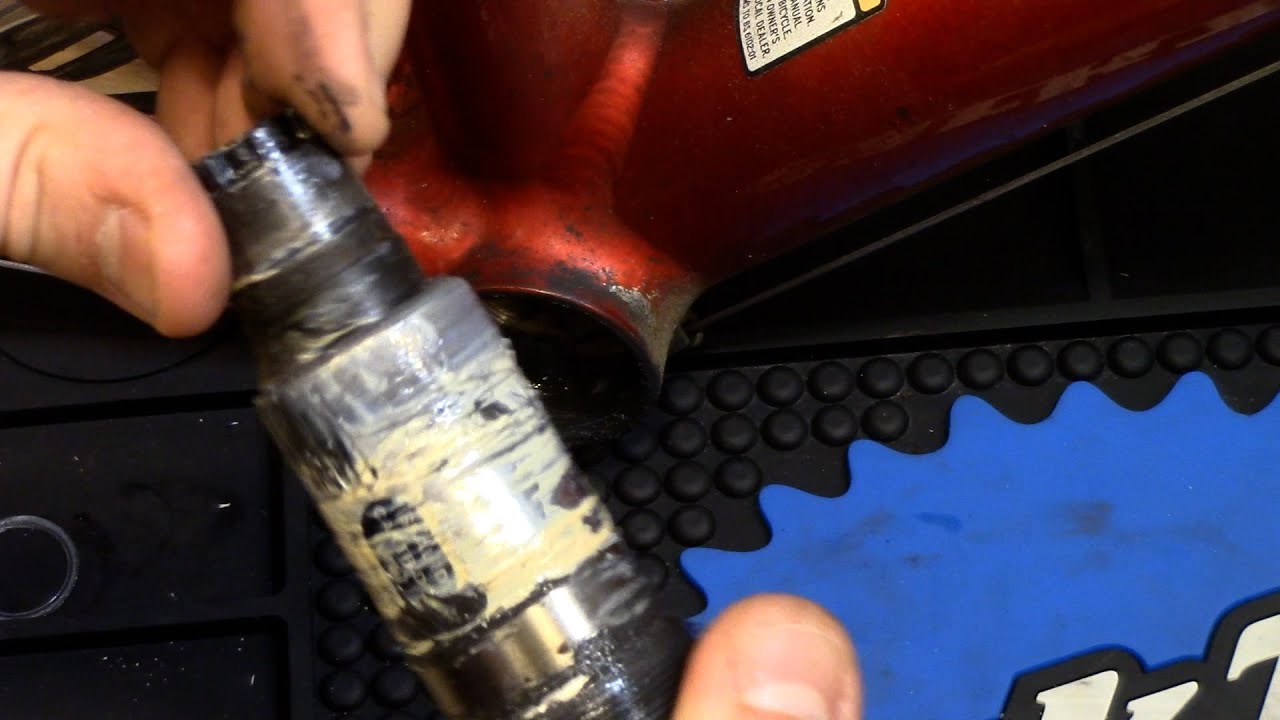 Octalink Bottom Bracket Explained. Install 105 5500 series cranks with threaded bottom bracket