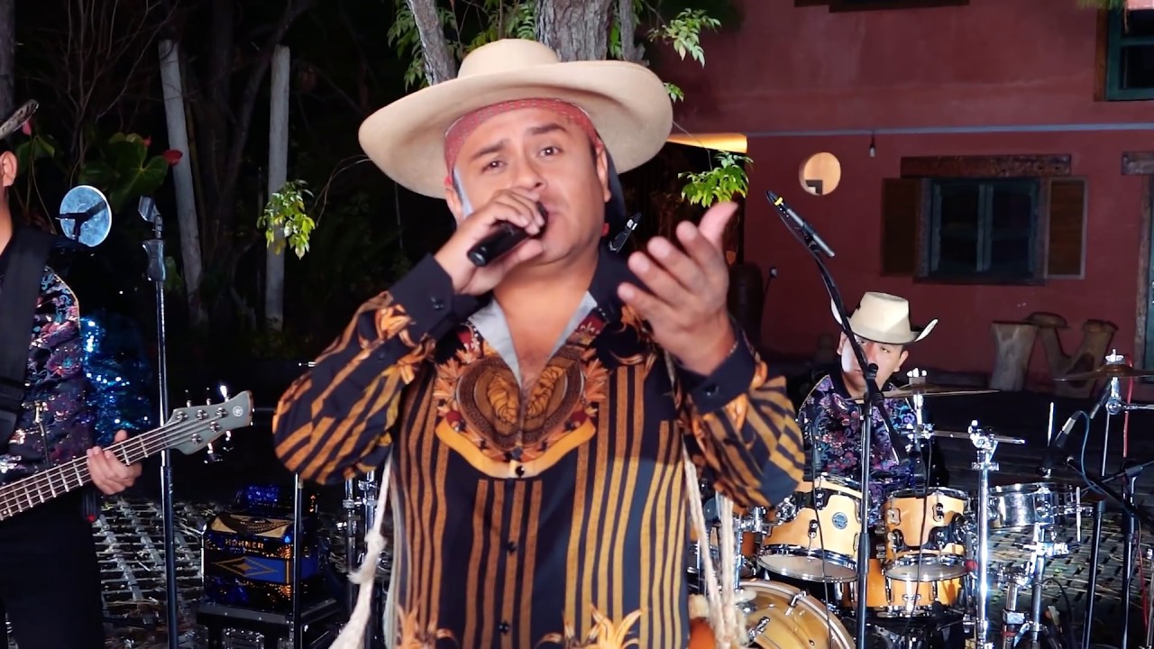 Tierra Cali - Un Entierro Sin Llorar (En Vivo)