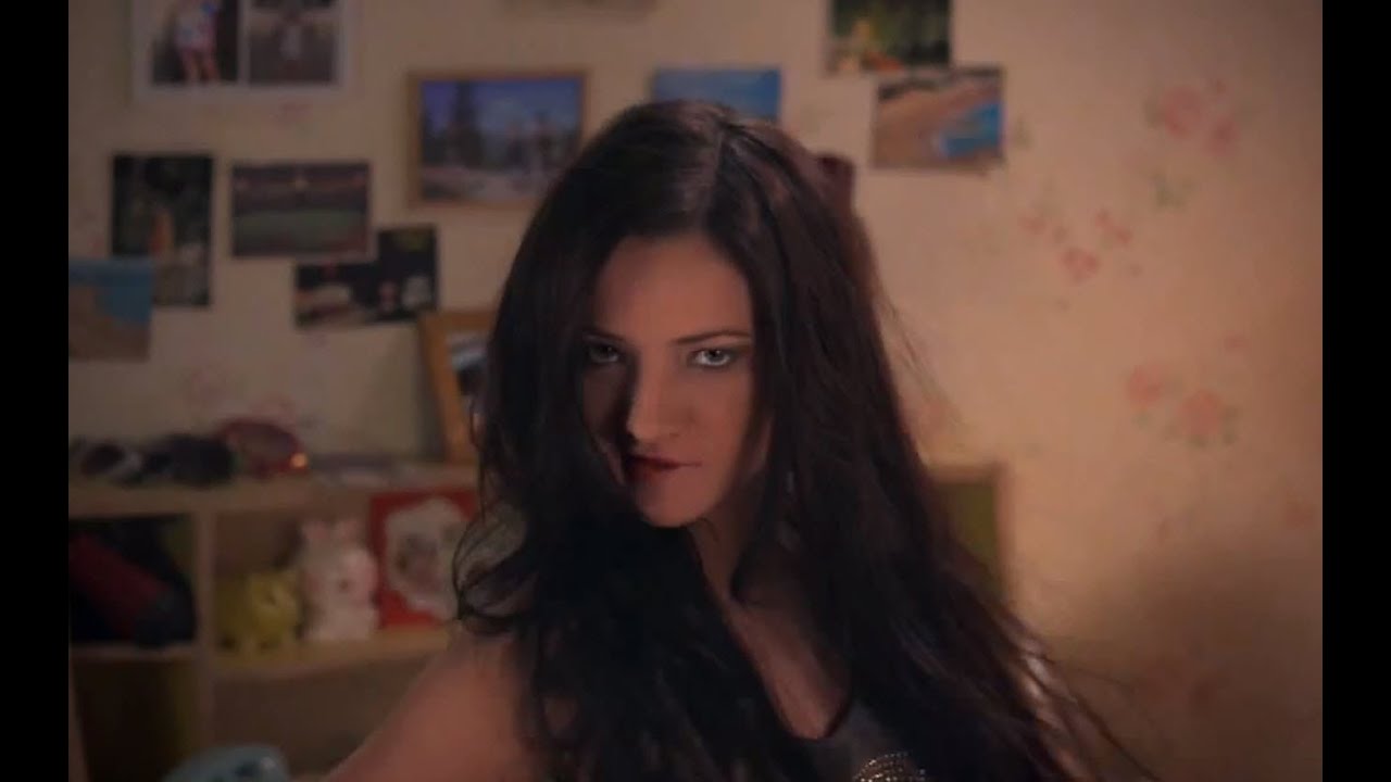 Lolita Jolie - La Première Fois (Official Video)