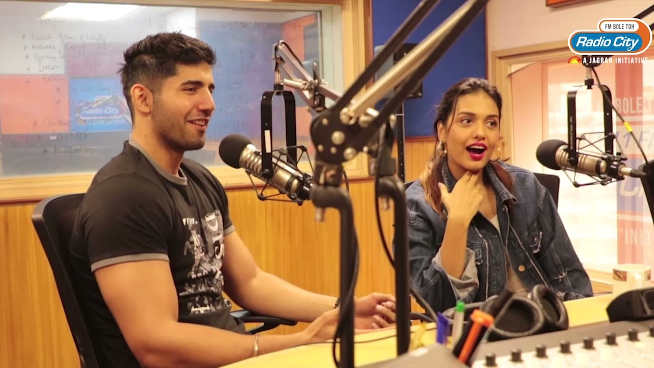 Varun and Divya talks about their relationship | RJHarshit