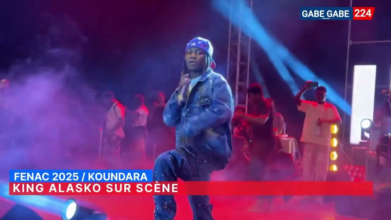 Sous les projecteurs de la grande scène du FENAC 2025, King Alasko enflamme la foule