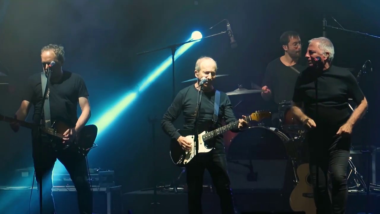 דני סנדרסון ולהקתו מארחים את להקת תיסלם בשוני ומנגנים ביחד את  ״כבר הסתיו עכשיו״