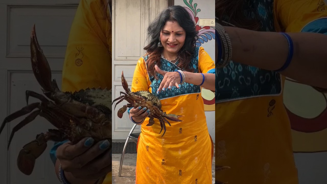 Kankada Aloo Jhola from Rosy&rsquo;s Kitchen to Kajol&rsquo;s House 🏡 l Crabs Curry Recipe