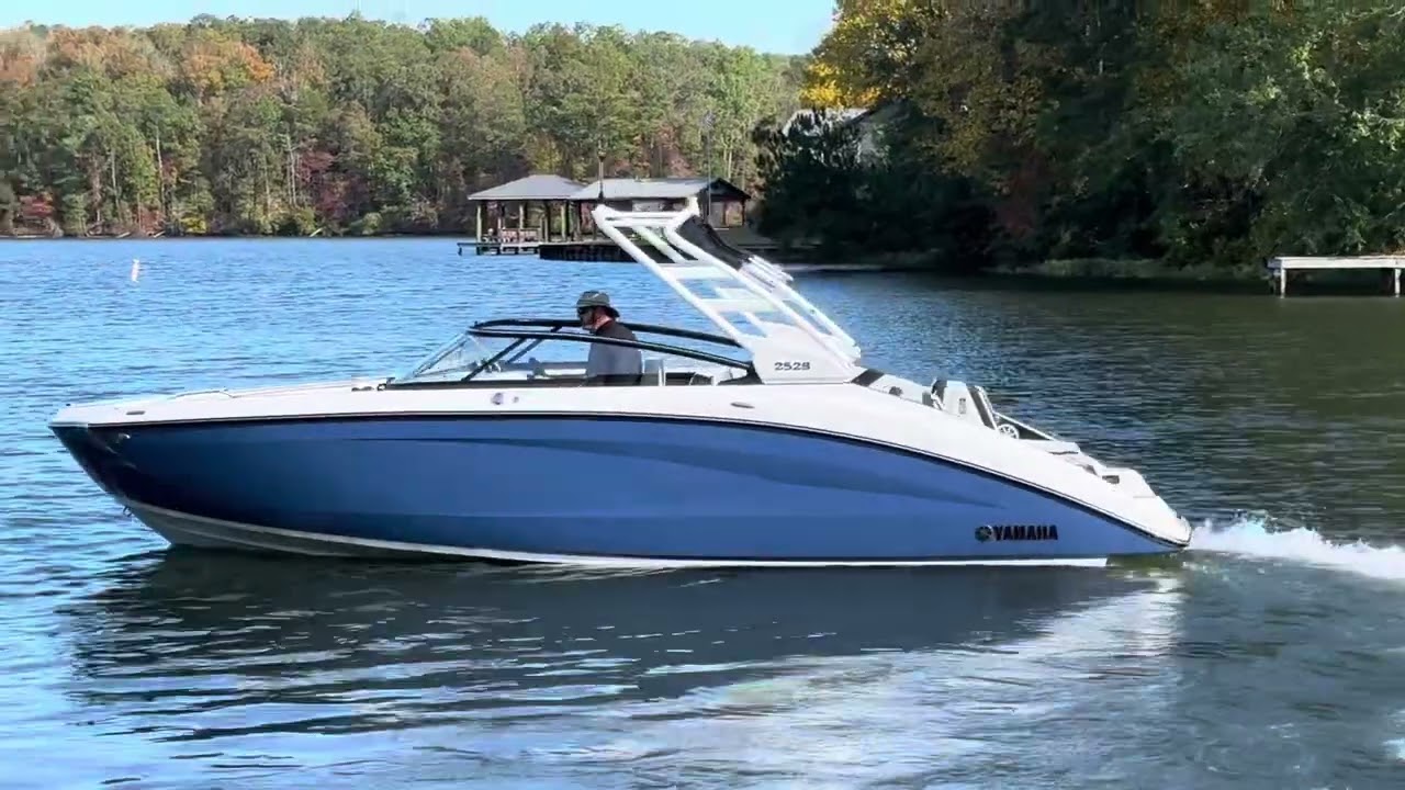 2024 Yamaha 252 S