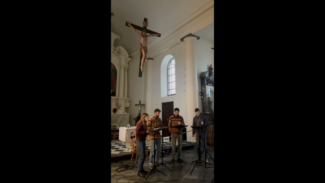 Little Byrds - Ya viene la vieja (trad. Spanish, arr. Alice Parke & Robert Shaw)