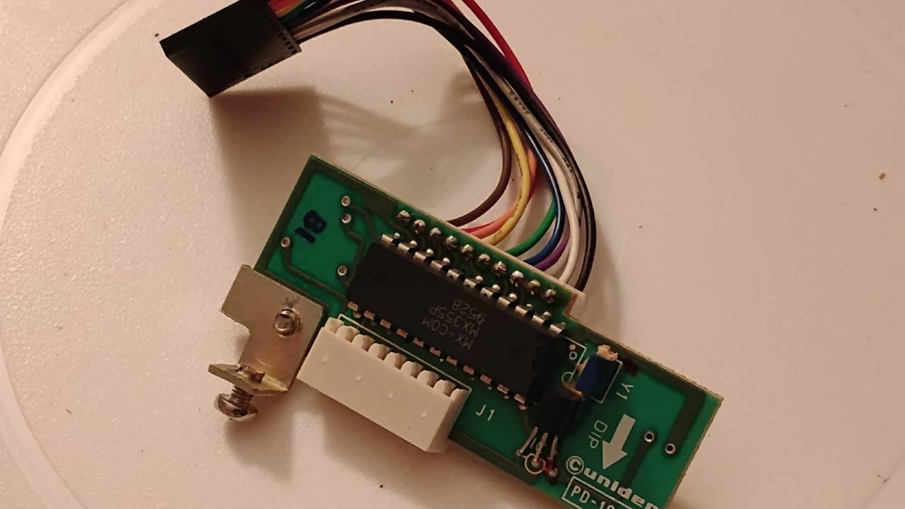 RadioShack Pro-2036 Uniden CTCSS decoder board installation 