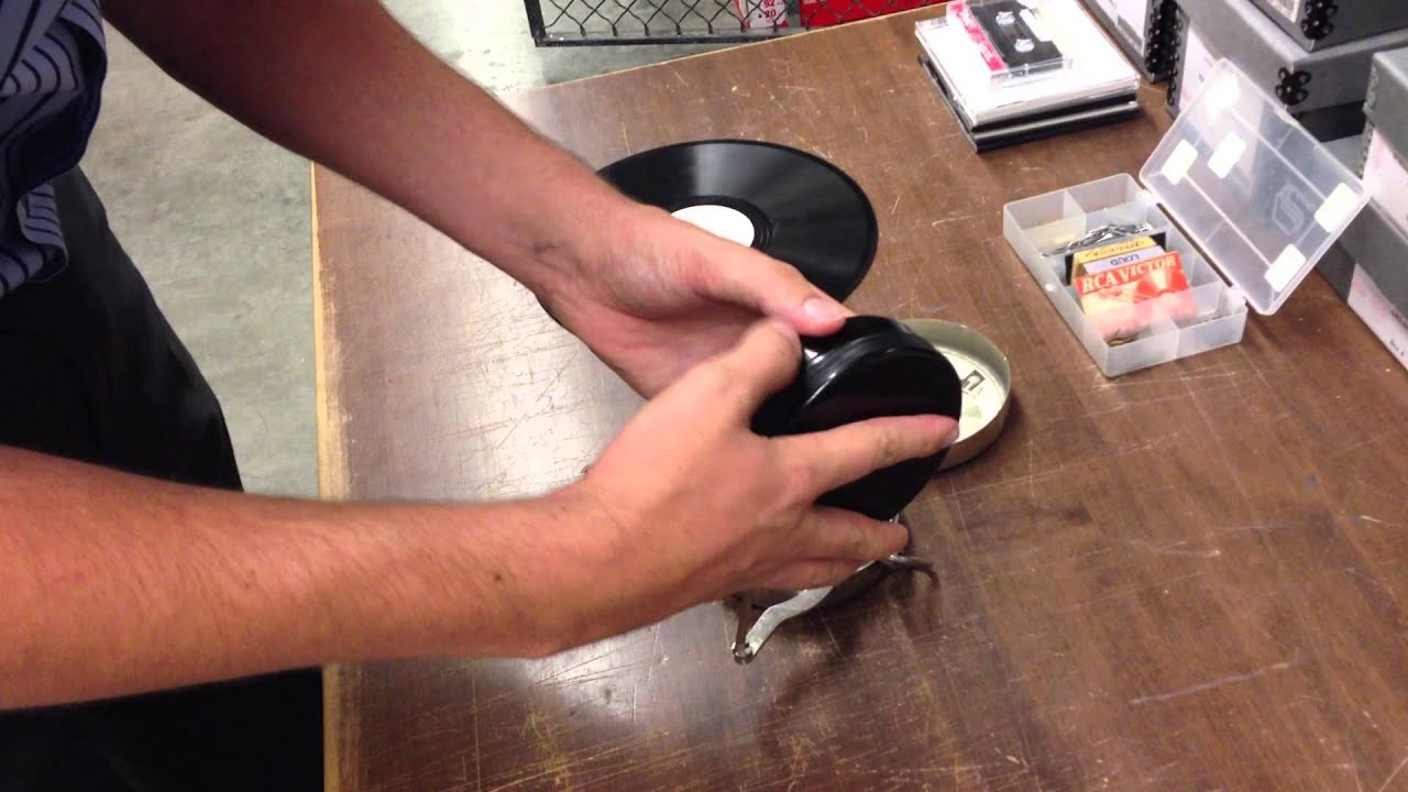 Mikiphone portable phonograph (circa 1926)