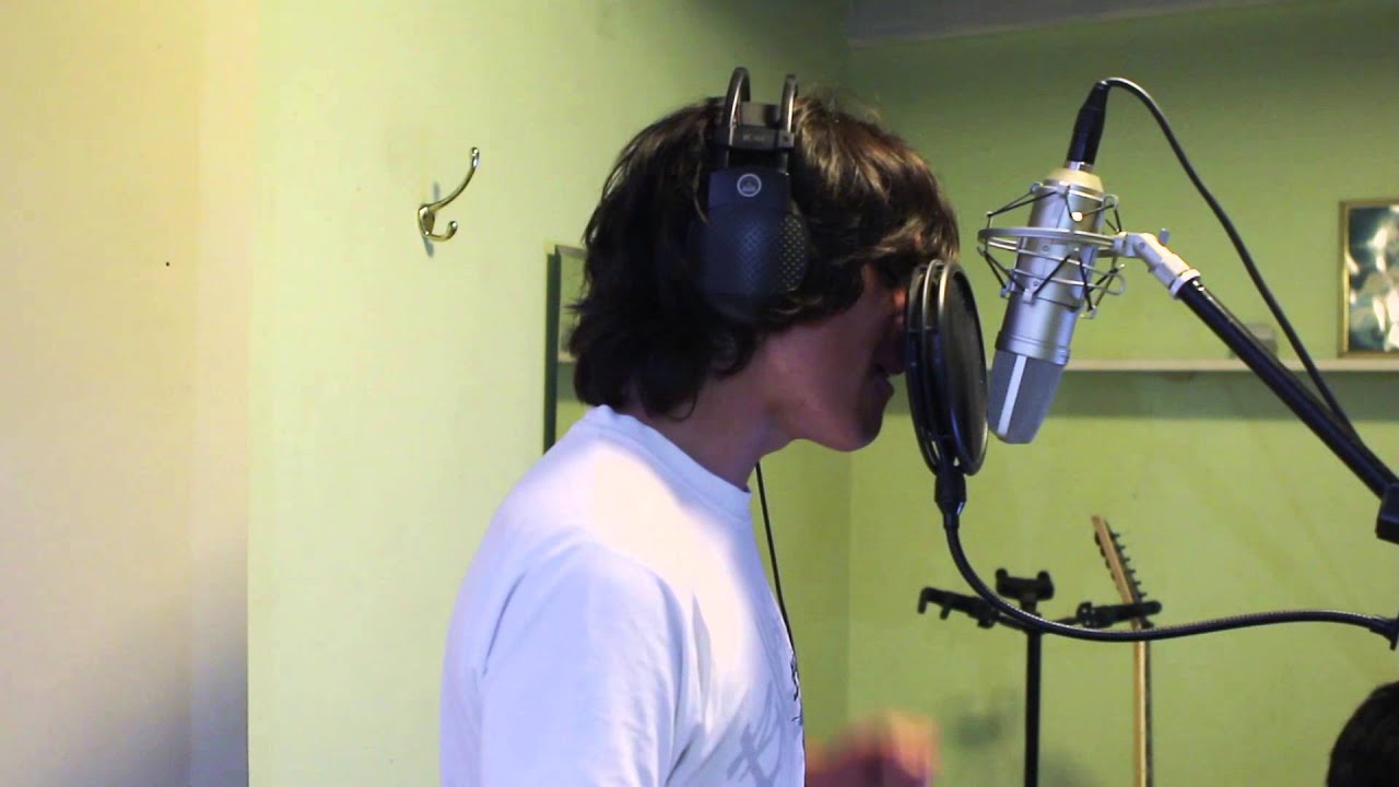 Here Comes Vi League of Legends sang by me