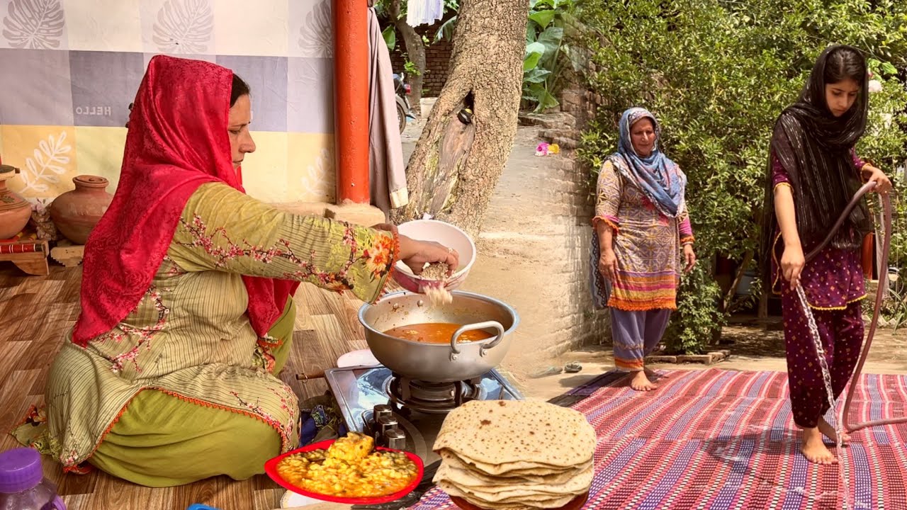 You’ve NEVER Seen Chicken Cooked Like This | The Traditional Life | Dream Home in Village | Village