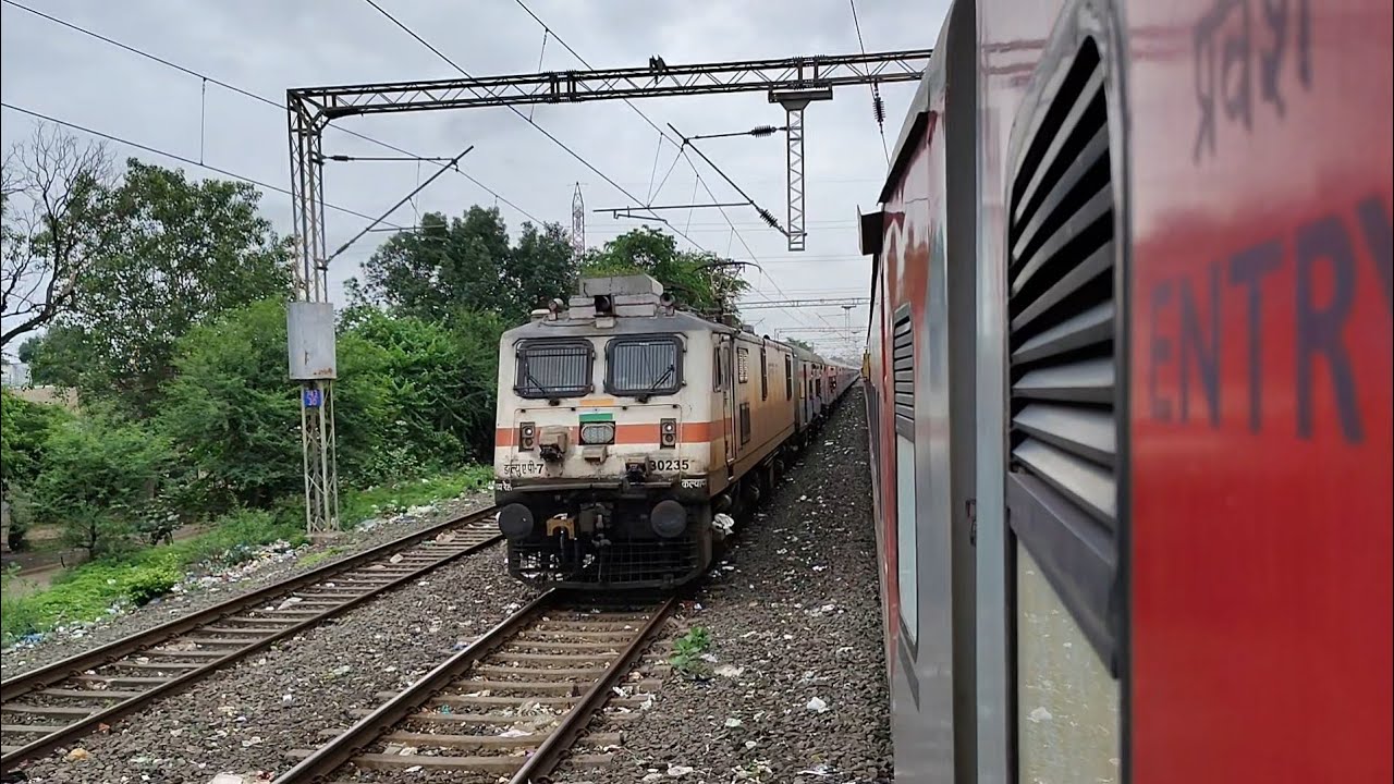 Parallel Arrival And Departure At ITARSI Jn. | 17324 Full Train Journey EP-7