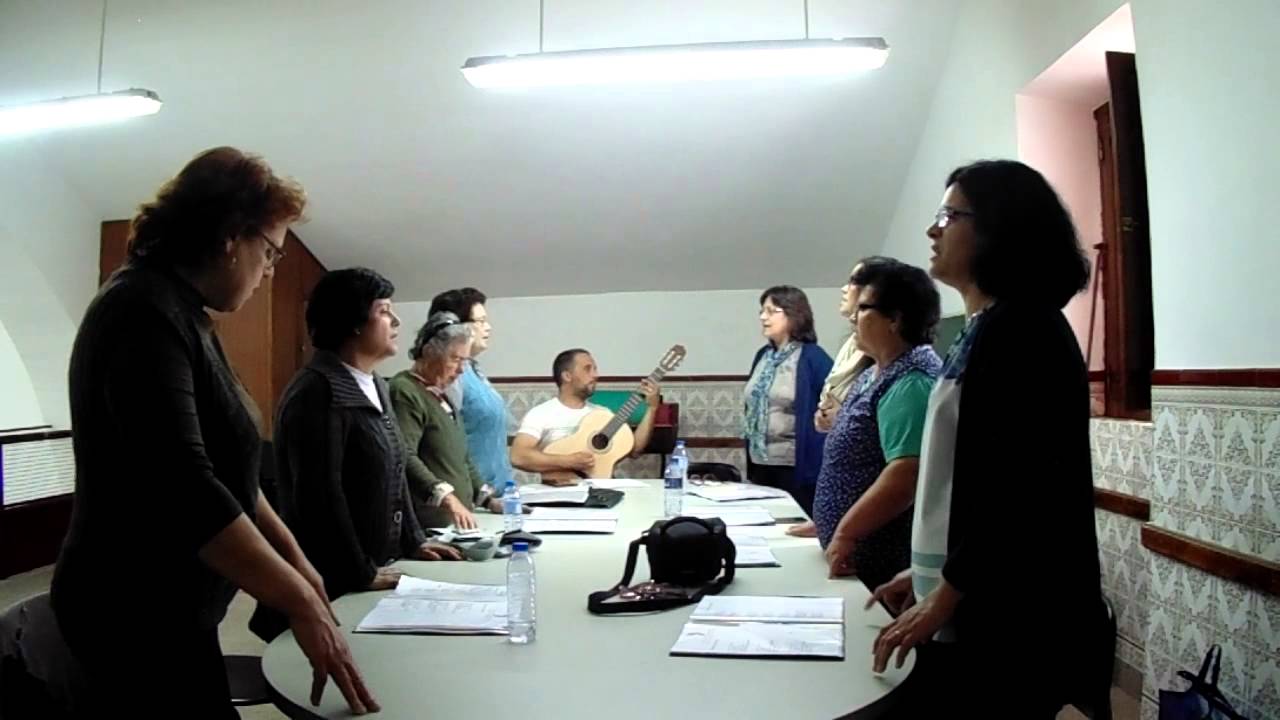 Aurora tem um Menino - Açorda de Cantigas