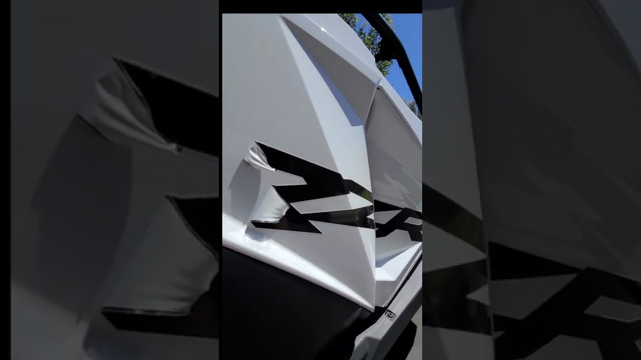 Sticker Removal Polaris Razor XP Pro 4