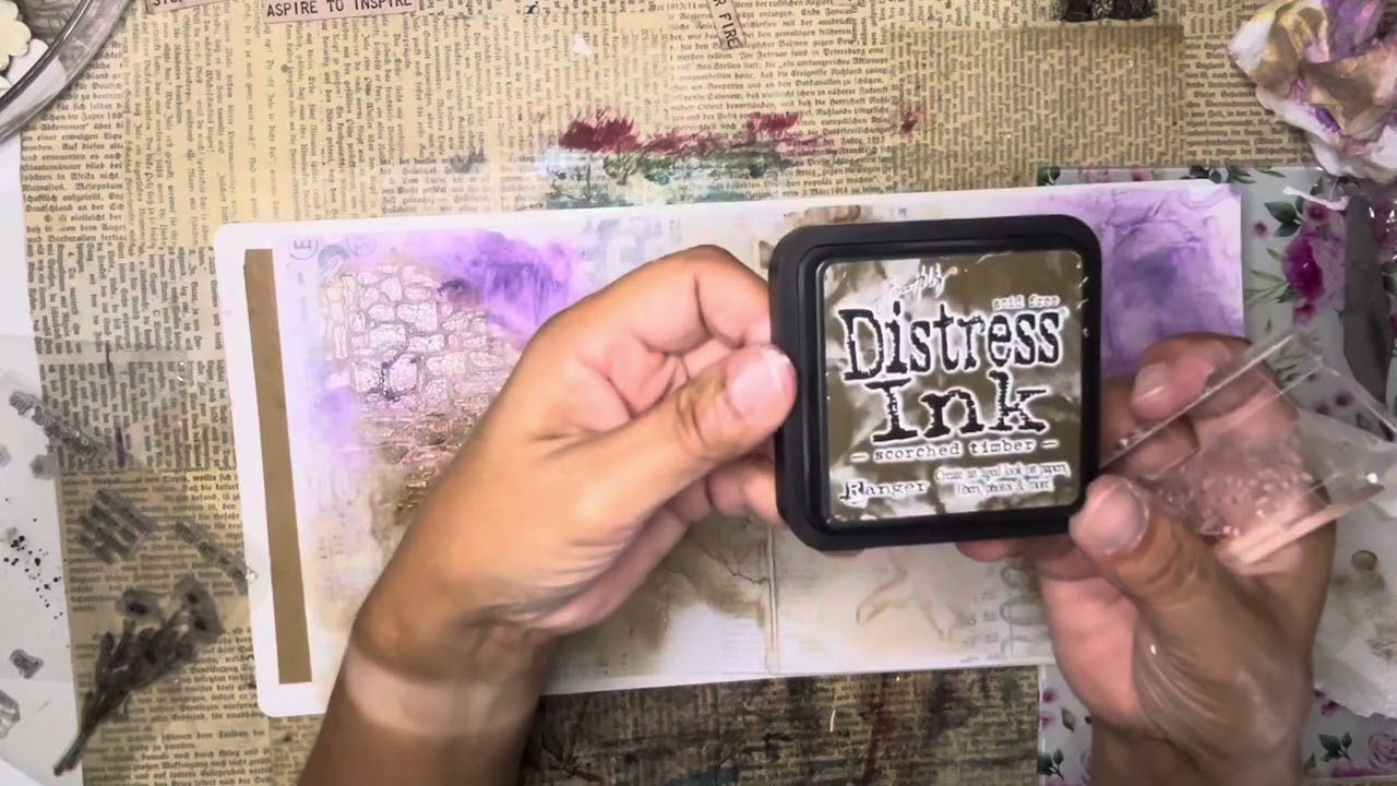 Art Journaling mit Distress Oxide und den Büchern von @MaremiSmallArt