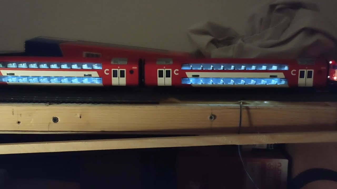 Electrotren Renfe Rodalies 450 amb Renfe 269-297-8, nova il·luminació i sentit de marxa. McGyver57