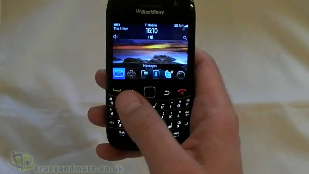 BlackBerry Bold 9780 unboxing video