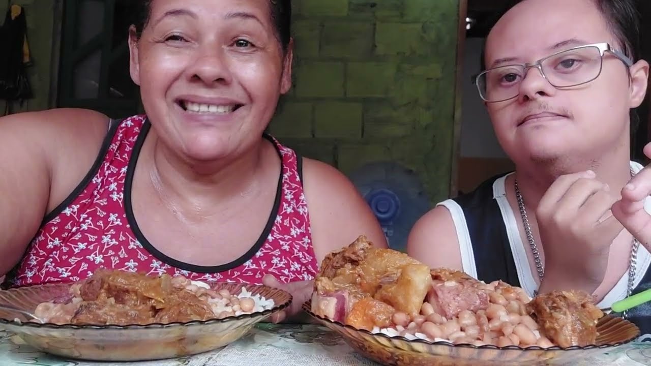 Comendo 