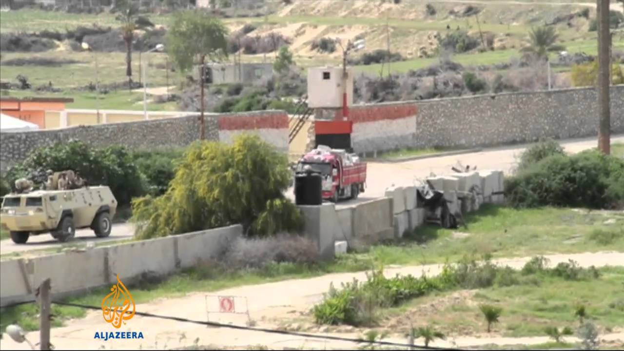 Egypt bombs homes along Gaza border
