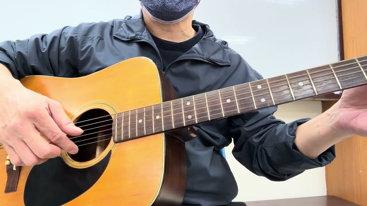 新同學彈音階注意
