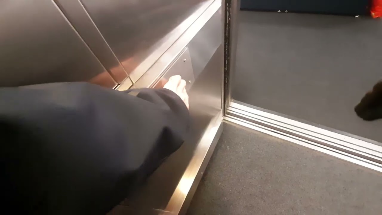 Lift At Dream At Bromley High Street *CustomerLift* [GESServices] 