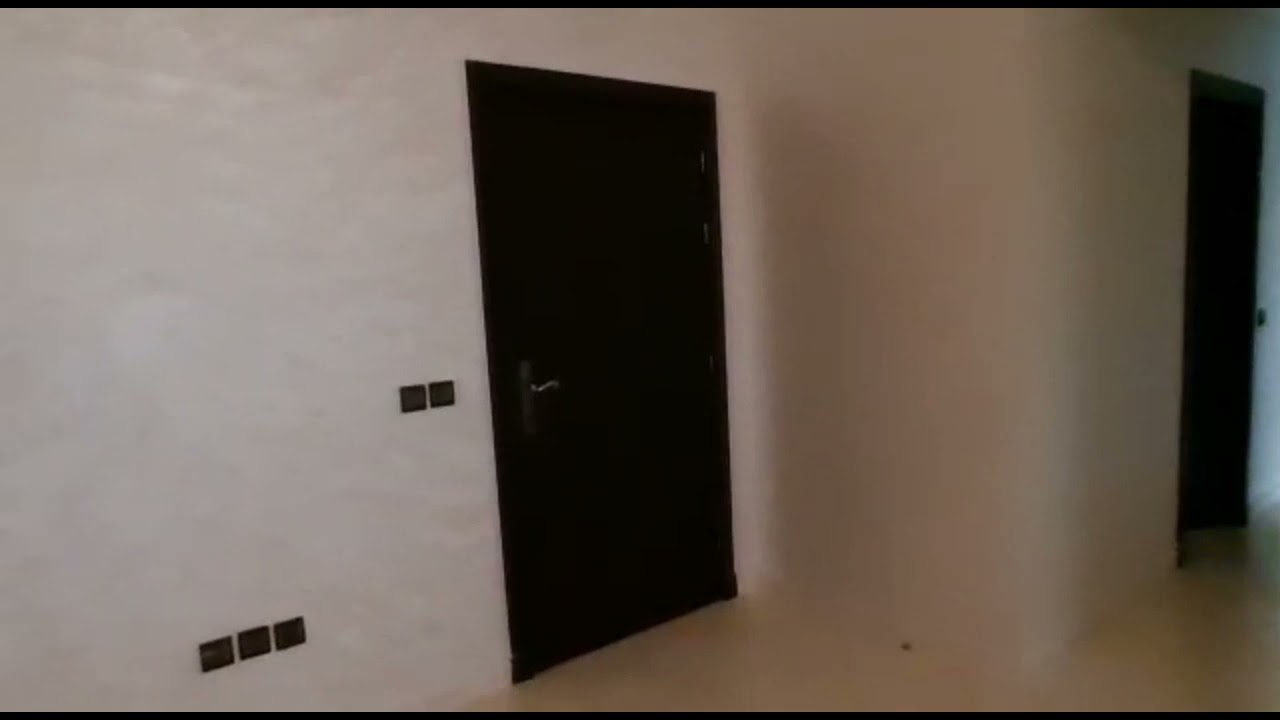 شقة للبيع  في الطابق الثالث إقامة تسمى بيل اير في 17 عين حرودة المحمدية  رقم الهاتف 0698447331  حمزة