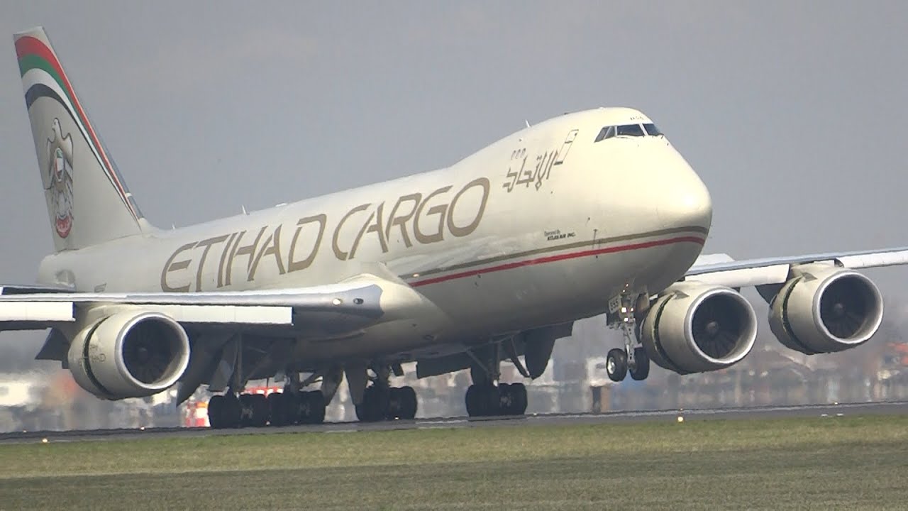 +10 Min AMAZING Heavy Touchdowns, A380, B747F, B777, A330 At The Polderbaan