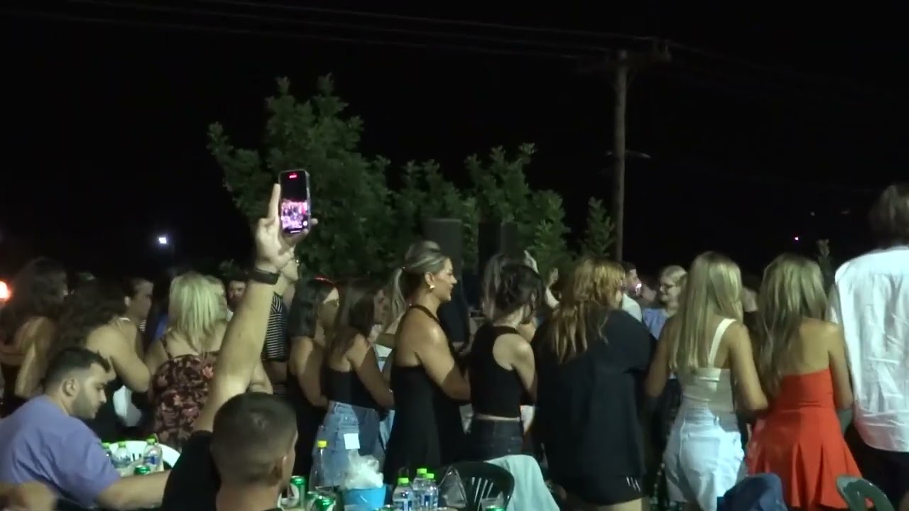ΣΟΥ ΠΑ ΜΑΝΑ  ΠΑΝΤΡΕΨΕ ΜΕ Τραγ. Νικόλας Δαλιάνης ΣΥΓΚΡ ΔΑΛΙΑΝΗ ΠΕΡΑ ΜΕΛΑΝΑ  ΑΡΚΑΔΙΑΣ