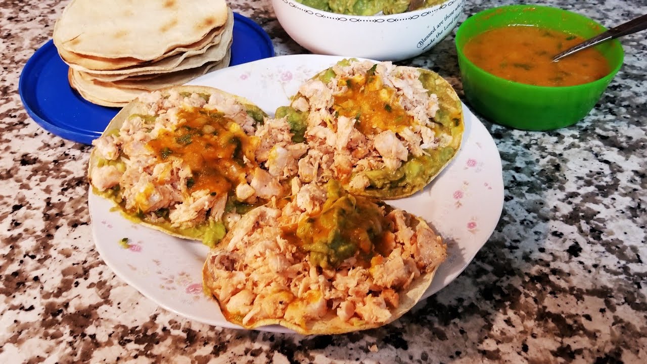 📕Tostadas de salmon tu tienes que probarlas estan deliciosisimas mmmclases gratis