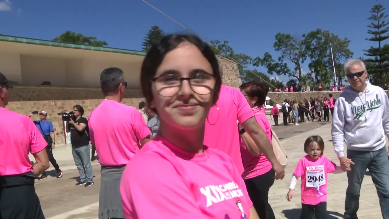 Ceuta se tiñe de rosa con la XIX Carrera de la Mujer