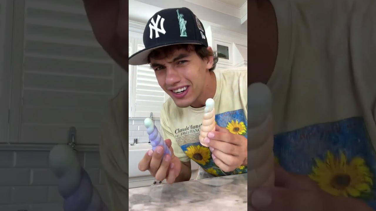 CHALK VS WATER EXPERIMENT! 😳 #Shorts