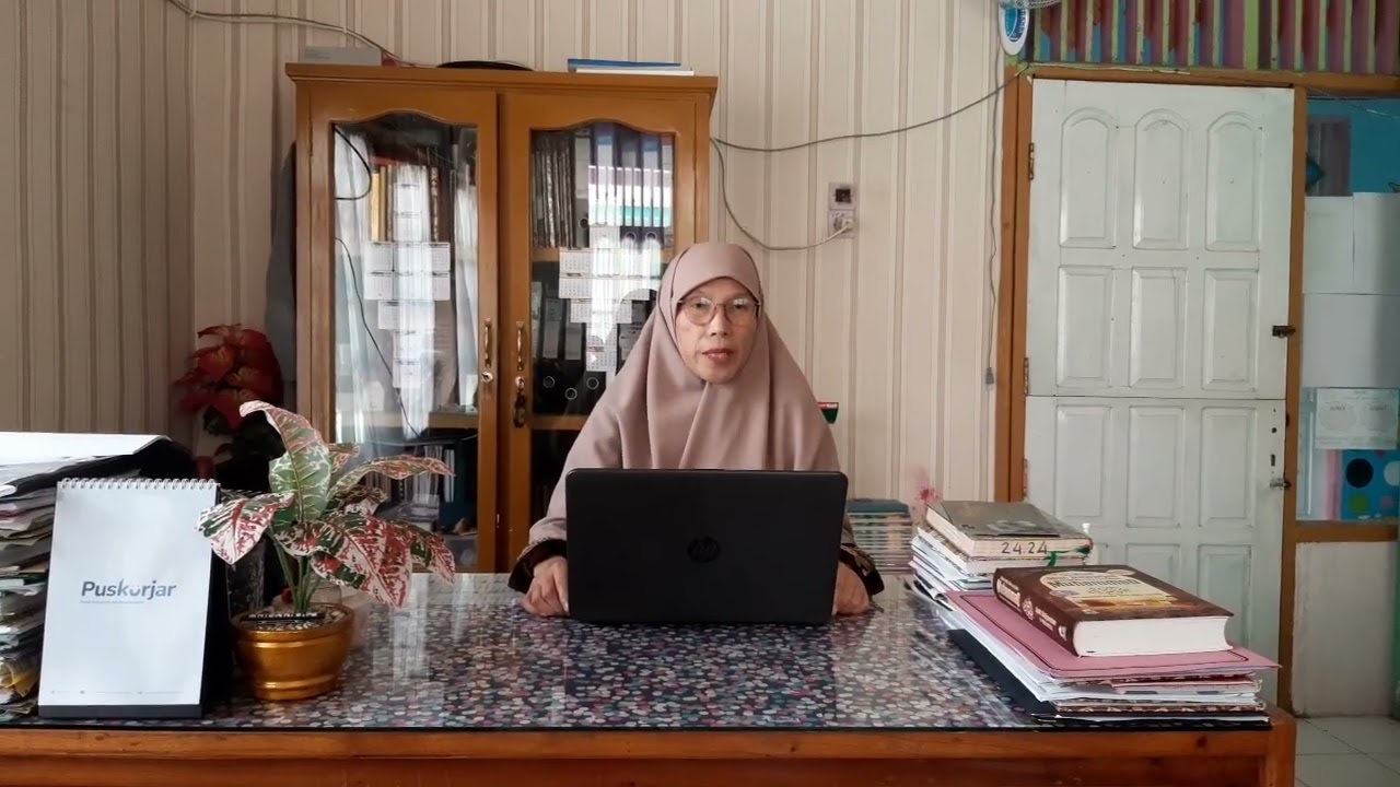 Video Perkenalan, Pelatihan Calon Tutor Tutorial Online (Tuton). Universitas Terbuka.