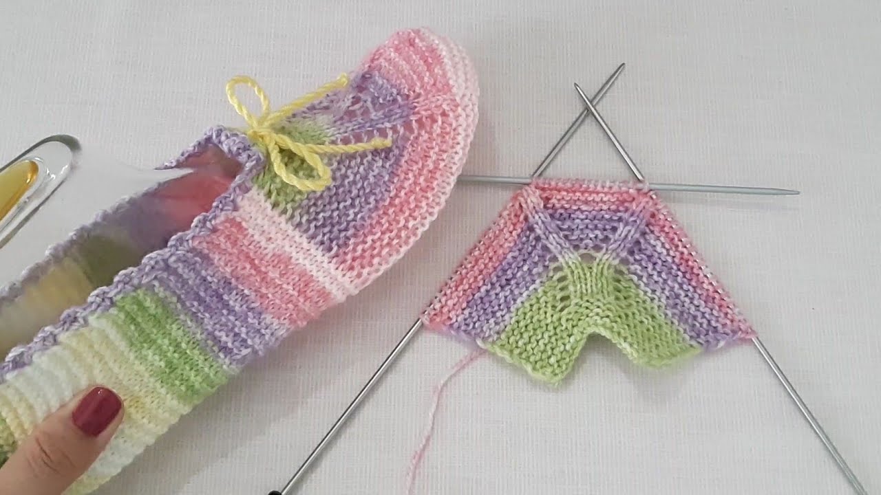 İki Şişle Dikişsiz Çok Kolay Patik Yapılışı / Very Easy Knitting Slippers