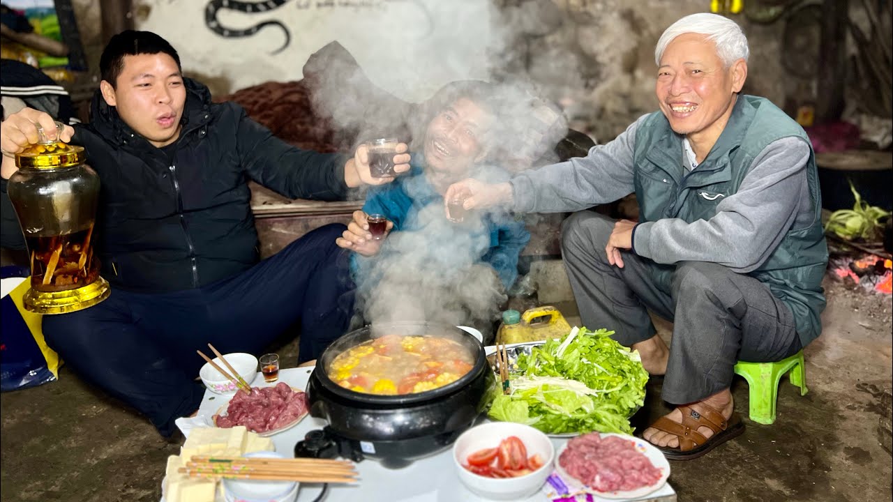 Bữa Tiệc Nhỏ Ngày Mưa Gió Cùng Với Bác Thông Và Bác Thứ | HUY ANH TV