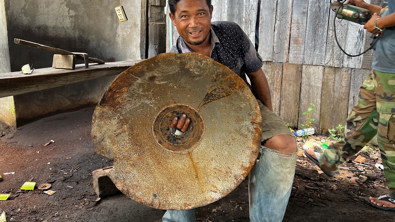 Knife Making - Forging A Sharp Sickle From A Biggest Disc Plough