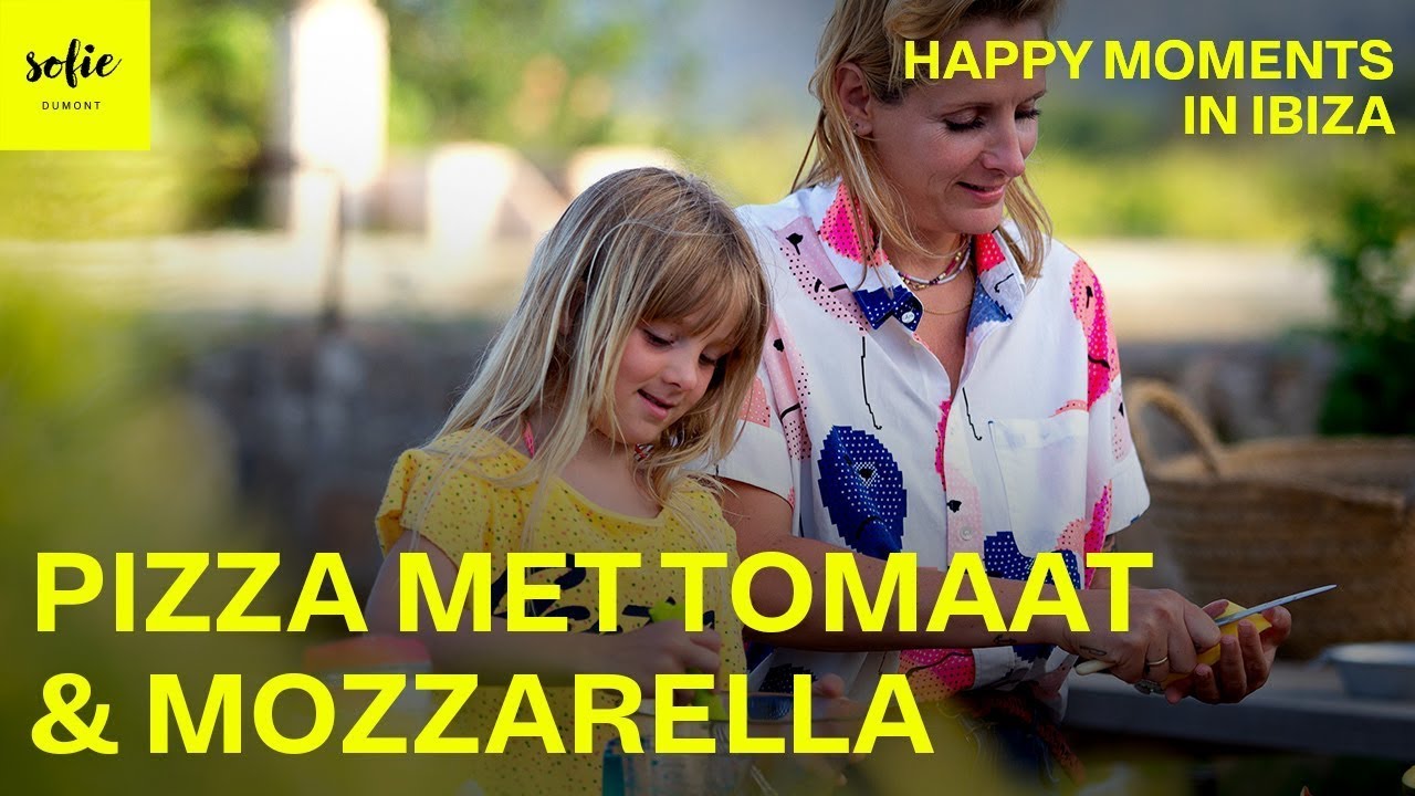 Mini pizzas rapides &agrave; la tomate et &agrave; la mozzarella 🍕| Sofie Dumont