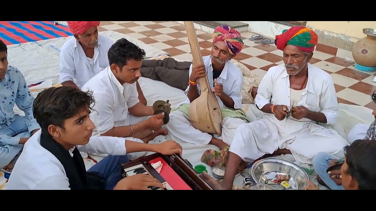 देसी विणा भजन कीर्तन गायक गुणेशा रामा एंड पार्टी मिरा कि टोघडी़ अमर रखिओ नाभरे तुए हरामी चीतरा