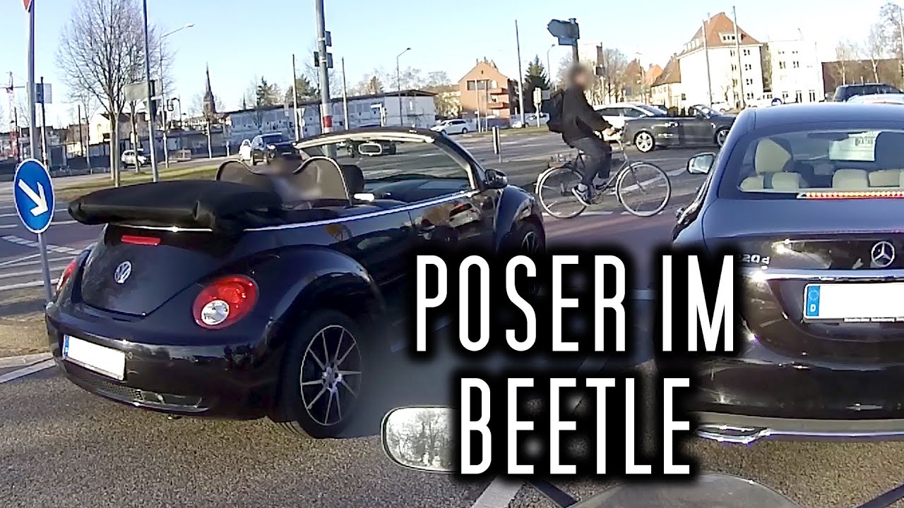 Beetle-Fahrer übersieht Fahrradfahrer | Dual MotoVlog #26