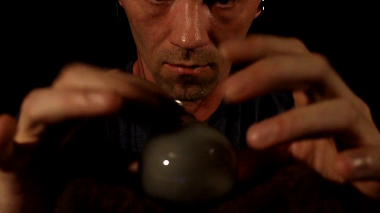 Light Bulb and Moss Stone Tapping ASMR 3Dio 60 FPS