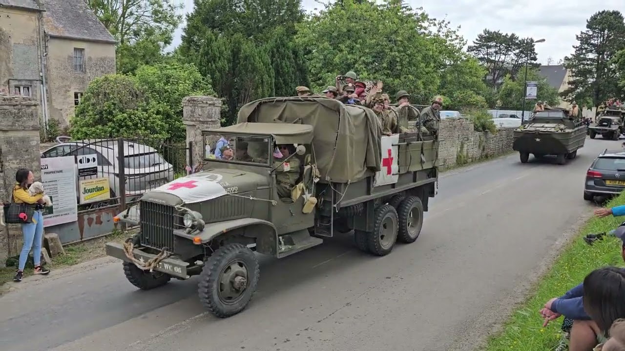 80 ème anniversaire DDay - Défiler véhicules cimetière Américain.