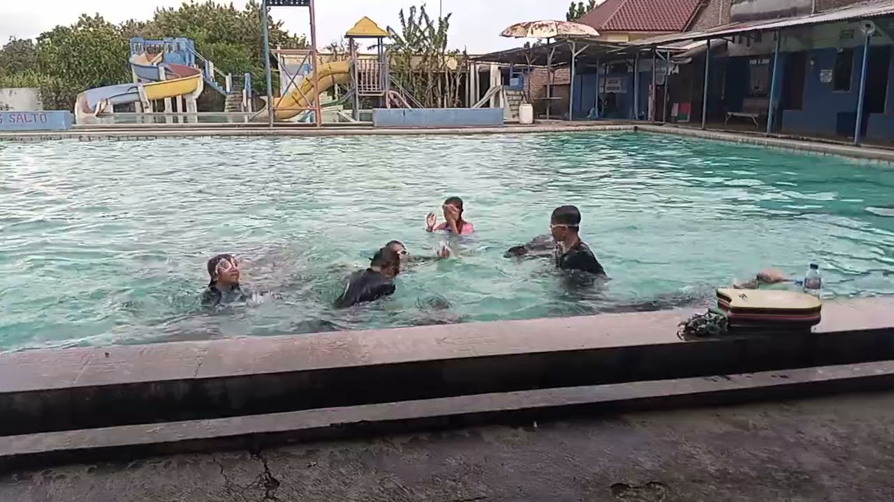 Latihan renang bersama 17022026