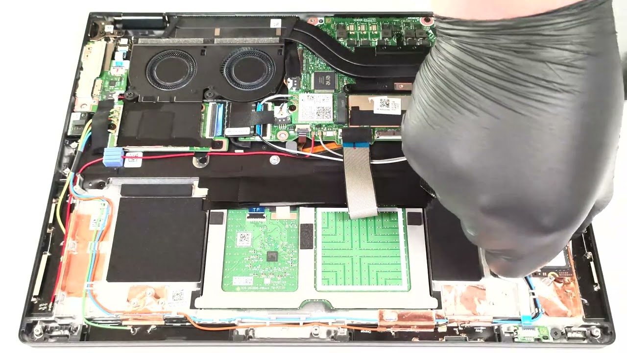 🛠️ How to open Acer TravelMate P6 (TMP614-53) - disassembly and upgrade options