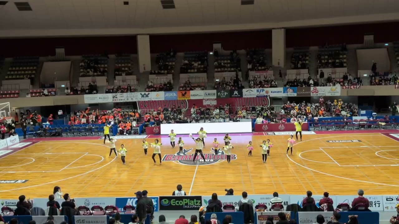 ハーフタイム　キッズチア ピーチーズ