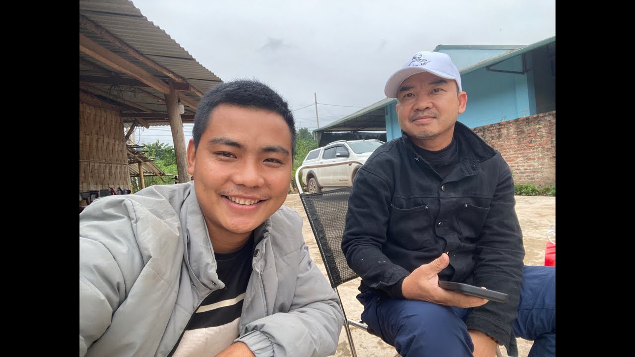 Tư Đen cùng chú Báu chúc ông bà cô chú buổi sáng vui vẻ